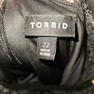 Size 22 zip/button back encloser Skater dress.